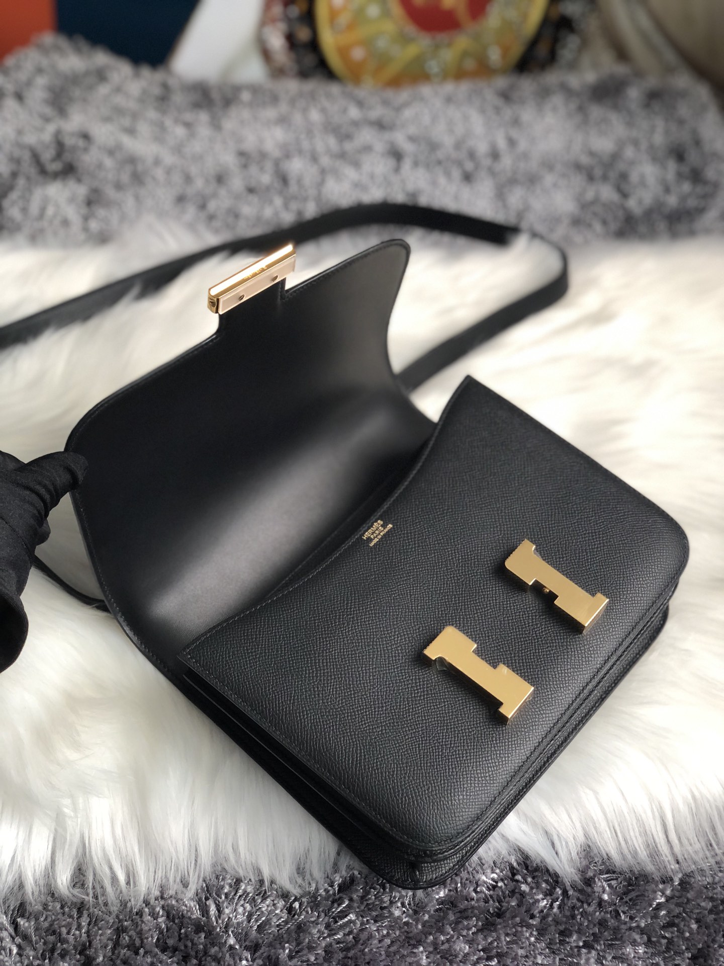 에르메스 콘스탄스24 블랙 금장 앱송